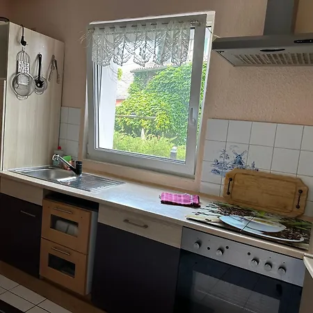 Sommerfeld 2-zimmerhaus Mit Terrasse Und Garten