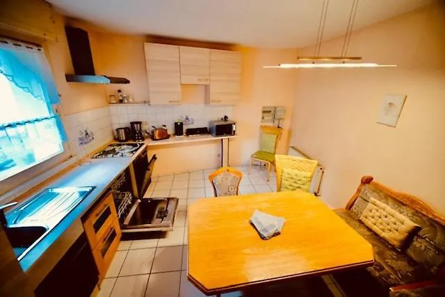 Sommerfeld 2-zimmerhaus Mit Terrasse Und Garten * Kremmen