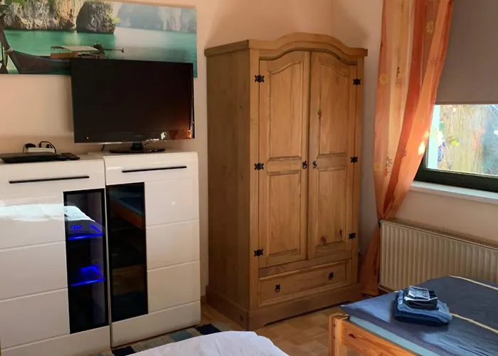 Semesterbostad Sommerfeld 2-zimmerhaus Mit Terrasse Und Garten Kremmen