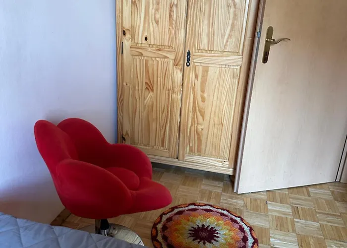 Sommerfeld 2-zimmerhaus Mit Terrasse Und Garten Semesterbostad *